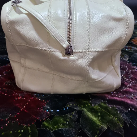 Chanel Bag - Picture 7 of 16